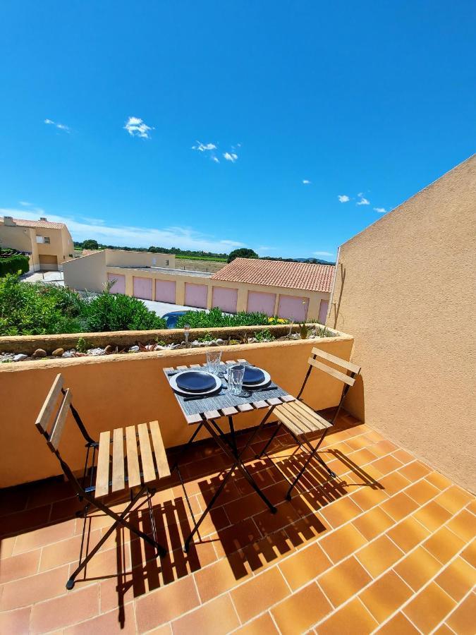 Coquet Studio Avec Belle Terrasse Apartment La Londe-les-Maures Bagian luar foto